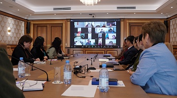 Более 100 архивистов обсудили, как работать в системе «Е-архив»